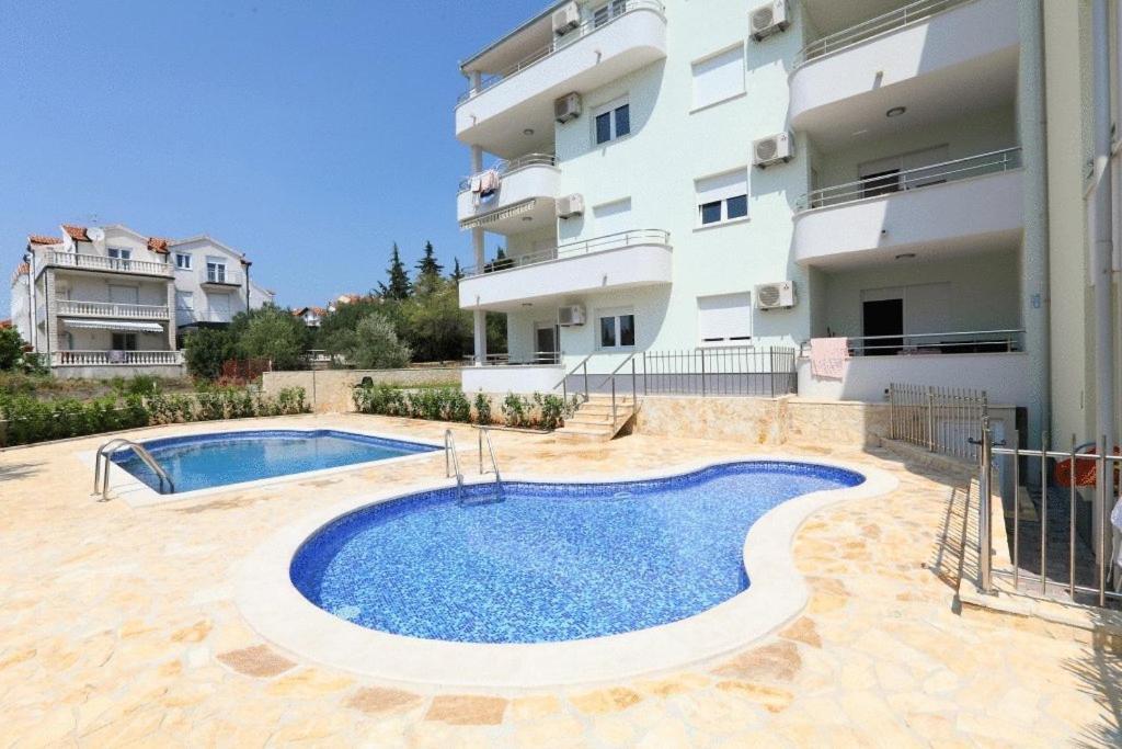 Apartments Paradise Trogir Extérieur photo