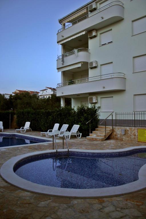 Apartments Paradise Trogir Extérieur photo