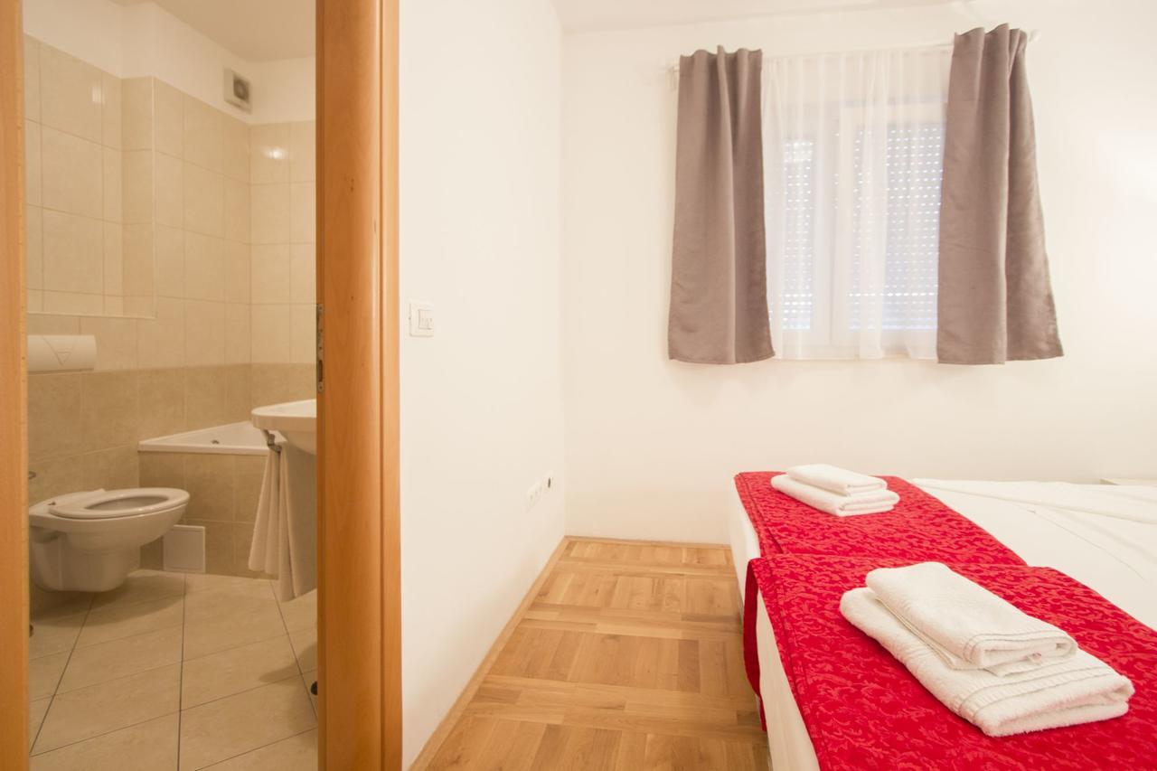 Apartments Paradise Trogir Extérieur photo