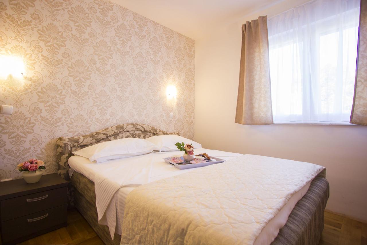 Apartments Paradise Trogir Extérieur photo